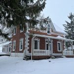4-bedroom detached home for rent in Chatsworth — 801512 Sideroad 2 N/a (Photo 1)