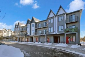 2-bedroom condo townhouse for sale in Pickering — 802 - 2635 William Jackson Drive