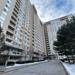 2-bedroom condo apartment for sale in Mississauga — 805 - 3590 Kaneff Crescent (Photo 2)