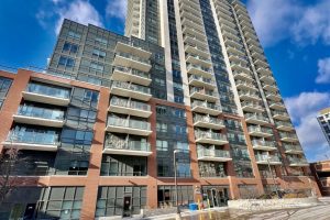 1-bedroom condo apartment for rent in Toronto — 808 - 1420 Dupont Street