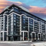 1-bedroom condo apartment for sale in Oakville — 810 - 405 Dundas Street W (Photo 1)
