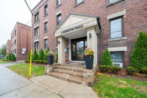 1-bedroom condo apartment for rent in Toronto — 82 - 10 Kingston Road