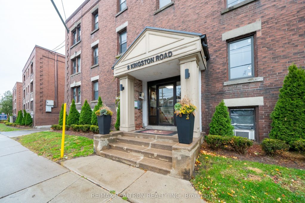 1-bedroom condo apartment for rent in Toronto — 82 - 10 Kingston Road (Photo 1)