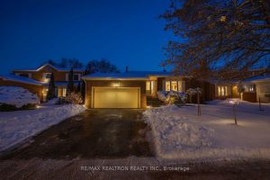 4-bedroom detached home for sale in Newmarket — 82 Kingston Road