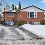 2-bedroom detached home for sale in Peterborough — 829 Orpington Road (Photo 2)