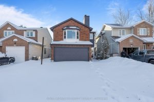 3-bedroom detached home for sale in Ottawa — 83 Saddle Crescent