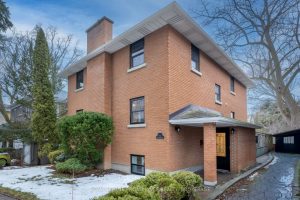 3-bedroom detached home for sale in Kingston — 84 Beverley Street