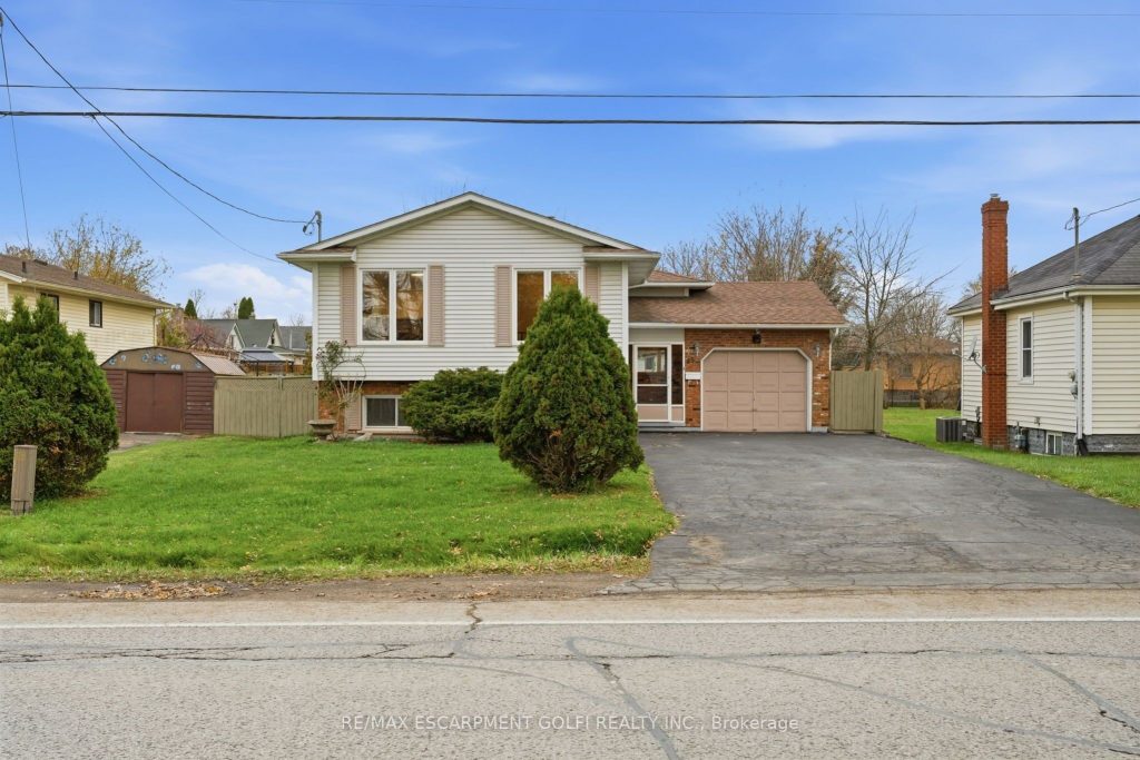 2-bedroom detached home for sale in Welland — 85 Rice Road (Photo 1)