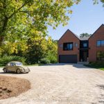 4-bedroom detached home for sale in Clearview — 854 Sixth Street (Photo 4)