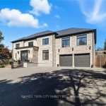 5-bedroom detached home for sale in Cambridge — 855 Avenue Road (Photo 3)