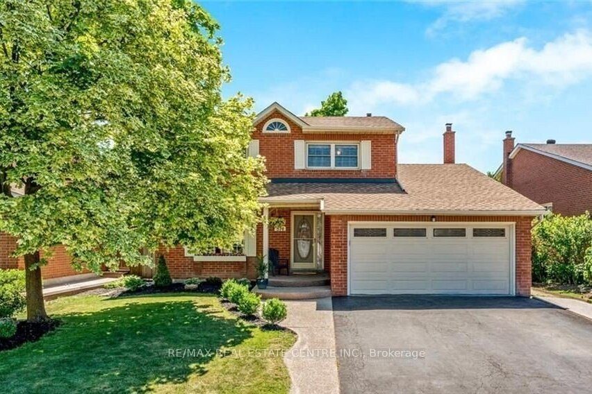 4-bedroom detached home for rent in Milton — 874 Childs Drive (Photo 1)