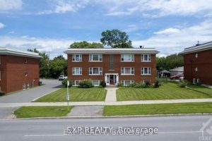 8-bedroom multiplex home for sale in Ottawa — 879 Kirkwood Avenue