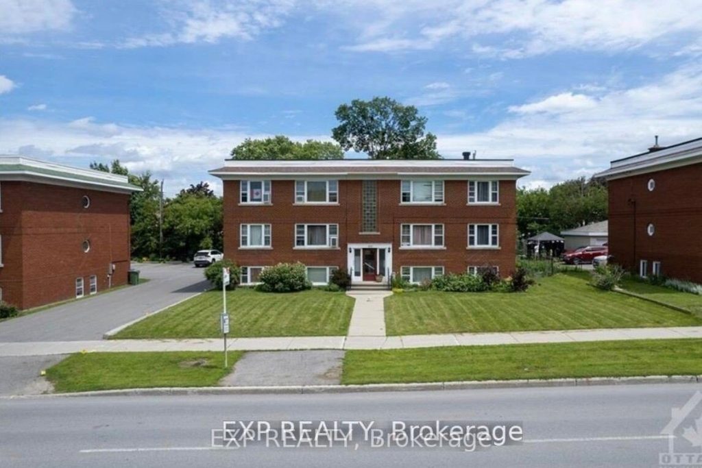 8-bedroom multiplex home for sale in Ottawa — 879 Kirkwood Avenue (Photo 1)
