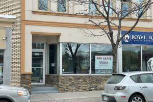 Studio commercial retail home for rent in Oshawa — 88 Simcoe Street N