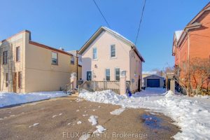 4-bedroom detached home for sale in Kitchener — 88 Wellington Street N