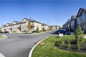 2-bedroom condo townhouse for rent in Niagara Falls — 89 - 7768 Ascot Circle