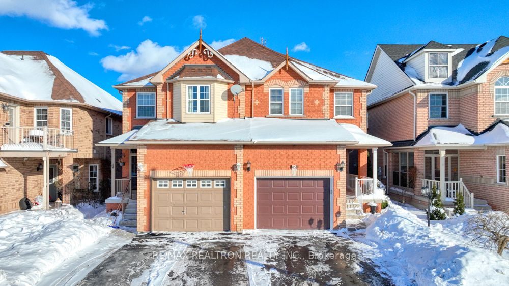 3-bedroom semi-detached home for sale in Richmond Hill — 89 English Oak Drive (Photo 1)