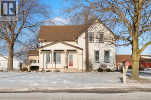 4-bedroom home for sale in Lasalle — 8990 Canard Drive