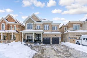 4-bedroom detached home for sale in Caledon — 9 Moonstruck Street