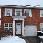 3-bedroom condo townhouse for rent in Brampton — 90 - 90 Stornwood Court (Photo 1)