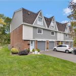 3-bedroom home for sale in Dundas — 90 Ann Street (Photo 2)
