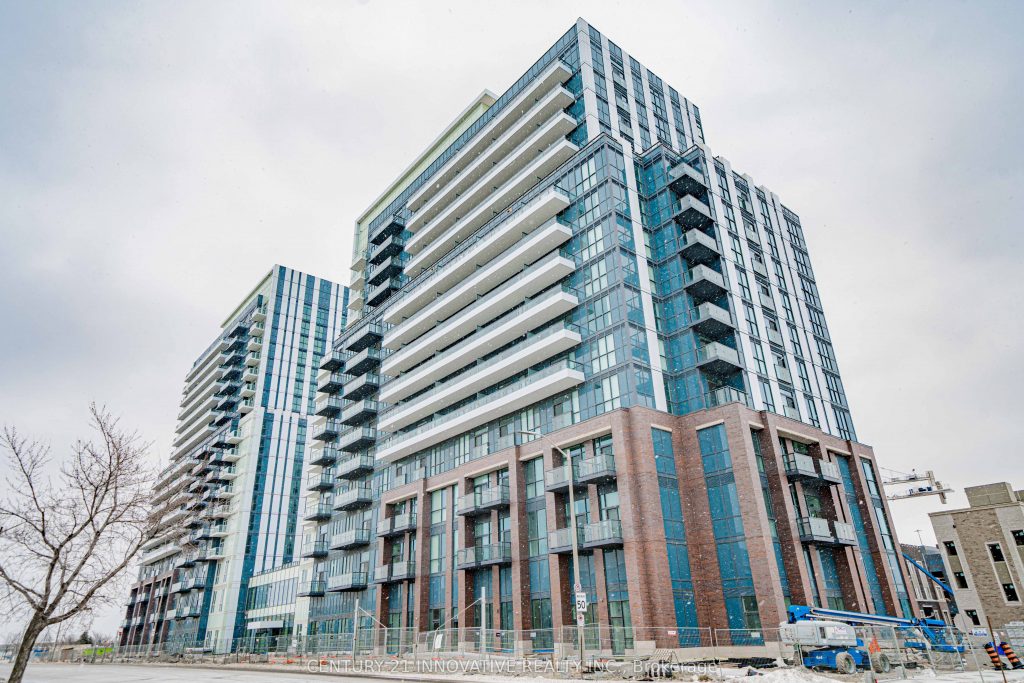 1-bedroom condo apartment for rent in Vaughan — 902 - 10 Honeycrisp Crescent (Photo 1)