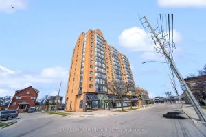 1-bedroom condo apartment for sale in Mississauga — 903 - 25 Agnes Street