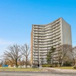 1-bedroom co-op apartment for rent in Toronto — 905 - 4340 Bloor Street W (Photo 2)