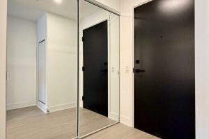 1-bedroom condo apartment for rent in Toronto — 907 - 36 Olive Avenue
