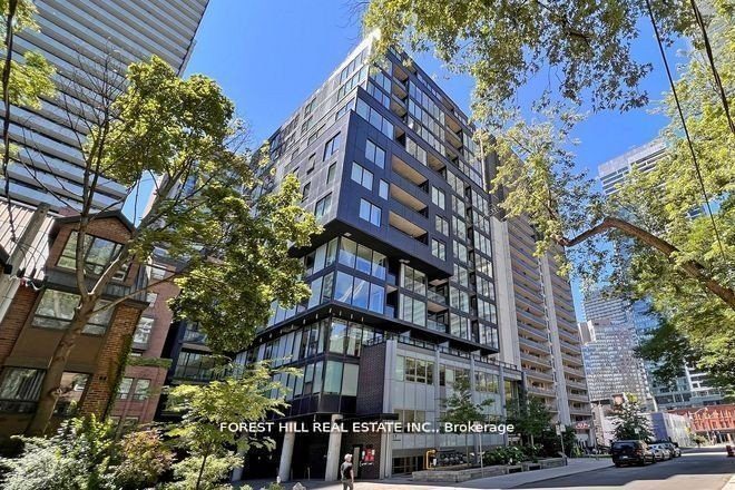 2-bedroom condo apartment for rent in Toronto — 908 - 17 Dundonald Street (Photo 1)