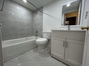 2-bedroom condo apartment for rent in Toronto — 908 - 35 Empress Avenue