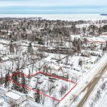 2-bedroom detached home for sale in Innisfil — 908 Innisfil Beach Road (Photo 4)