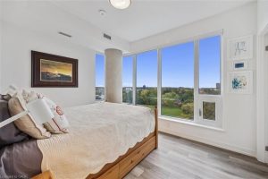 2-bedroom condo apartment for sale in Waterloo — 909 - 15 Wellington Street S