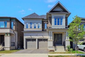 4-bedroom detached home for sale in Oakville — 91 Hallaran Road