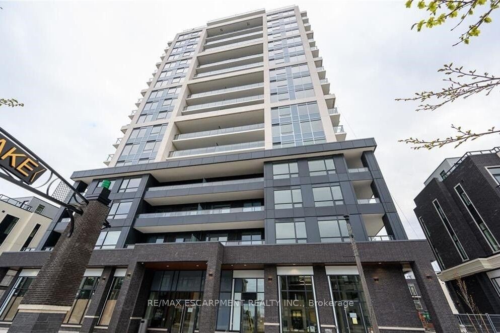 1-bedroom condo apartment for rent in Grimsby — 912 - 385 Winston Road (Photo 1)
