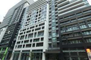 1-bedroom condo apartment for rent in Toronto — 915 - 60 Princess Street