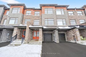 3-bedroom att/row/townhouse for sale in Newmarket — 919 Isaac Phillips Way