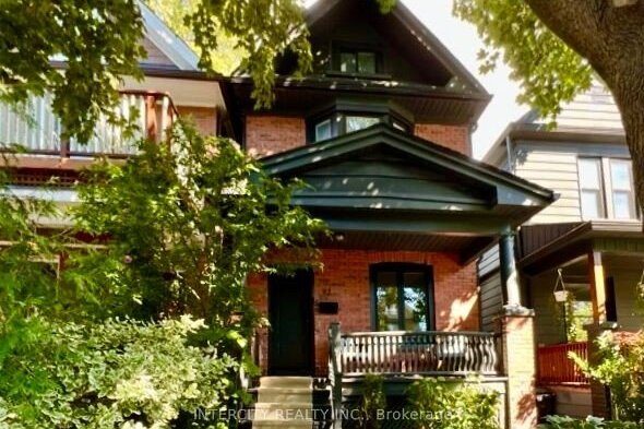 3-bedroom detached home for sale in Toronto — 92 Dagmar Avenue N (Photo 1)