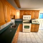 2-bedroom detached home for rent in Hamilton — 92 Gary Avenue (Photo 3)
