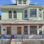 4-bedroom home for sale in Windsor — 924 Windermere (Photo 1)