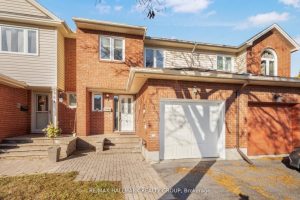 3-bedroom att/row/townhouse for sale in Ottawa — 93 Cedarock Drive