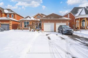 4-bedroom detached home for sale in Ajax — 931 Pickering Beach Road
