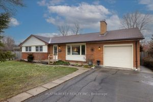 3-bedroom detached home for sale in London North — 931 Valetta Street