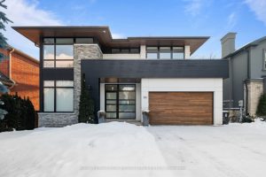 4-bedroom detached home for sale in Toronto — 96 Montgomery Road