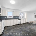2-bedroom condo townhouse for sale in Ottawa — 98 Castlegreen Private (Photo 3)