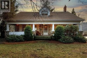 3-bedroom home for sale in Stoney Creek — 982 Highway 8