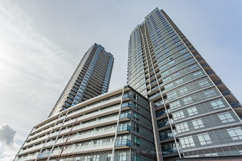1-bedroom condo apartment for sale in Vaughan — A719 - 30 Upper Mall Way (Photo 1)