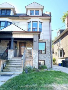 1-bedroom duplex home for rent in Toronto — Basement - 462 Pape Avenue