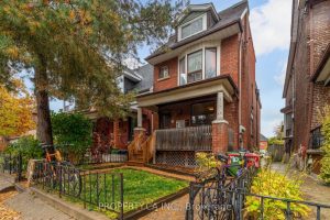 1-bedroom duplex home for rent in Toronto — Basement - 90 Muir Avenue