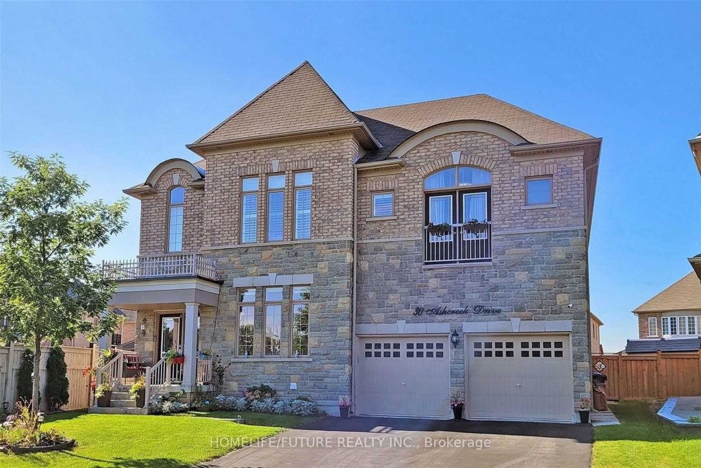 2-bedroom detached home for rent in Brampton — Bsmt - 30 Ashcreek Drive (Photo 1)